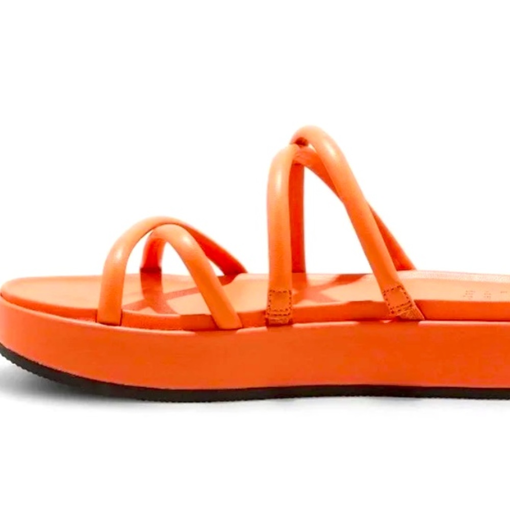 “🌟 “Dory” apricot/orange sandals- platform